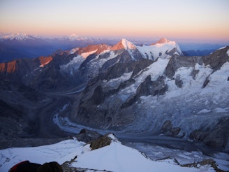 View from the SW Ridge at dawn.jpg